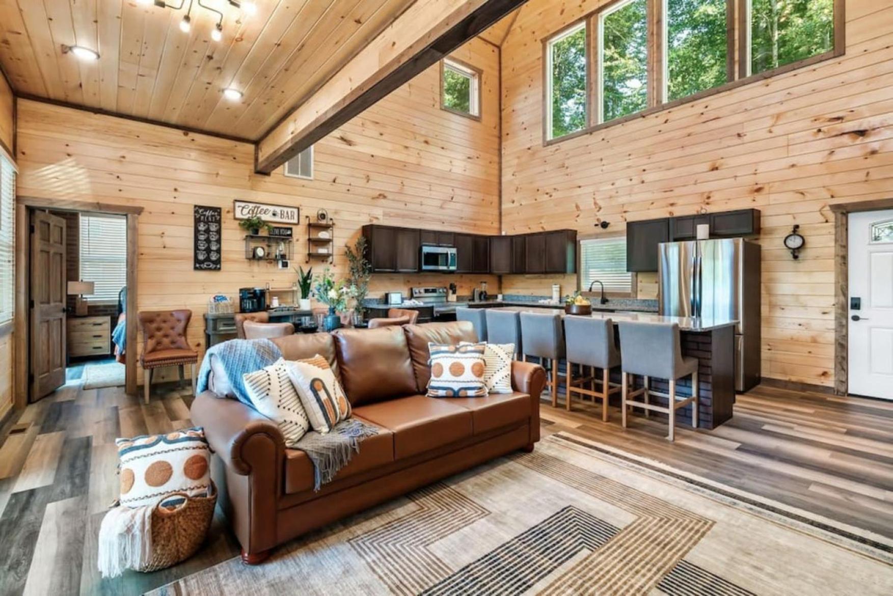 Tranquil Mountain Getaway By Ghosal Luxury Lodging แกตลิงเบิร์ก ภายนอก รูปภาพ