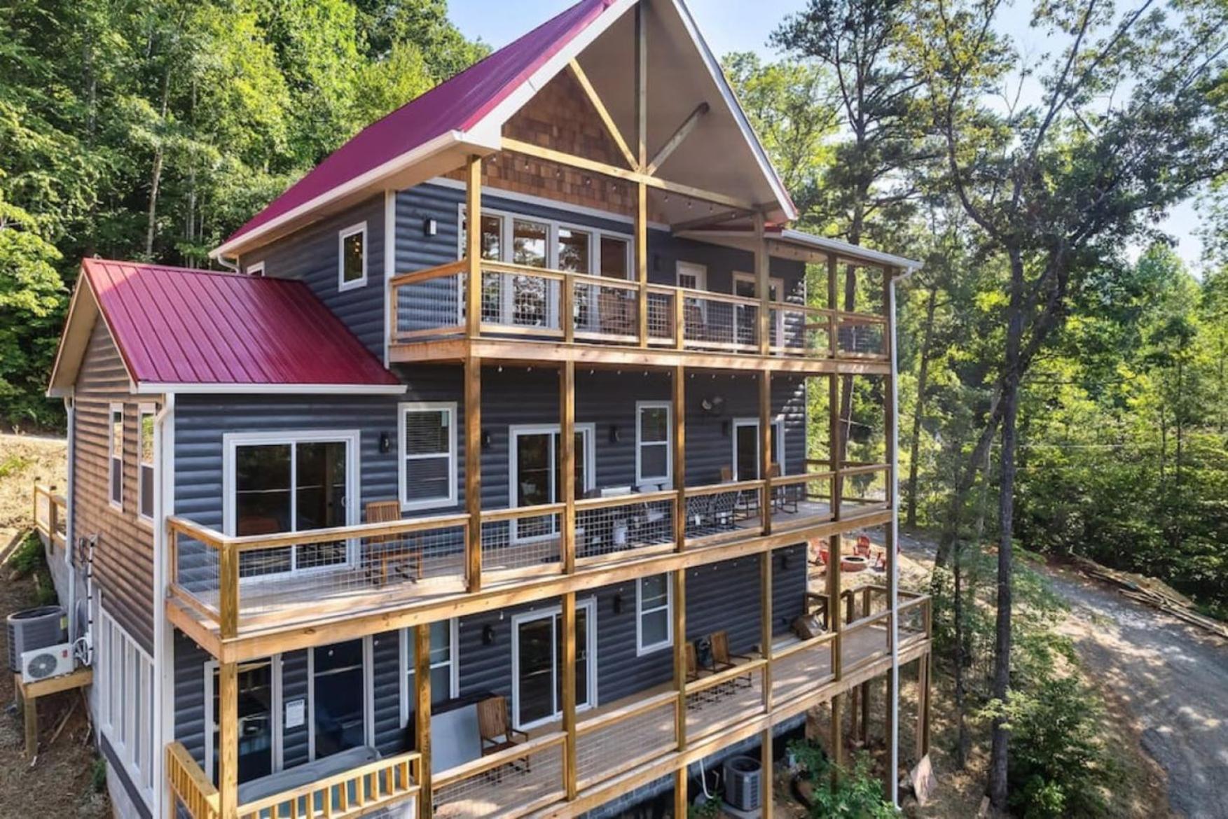 Tranquil Mountain Getaway By Ghosal Luxury Lodging แกตลิงเบิร์ก ภายนอก รูปภาพ