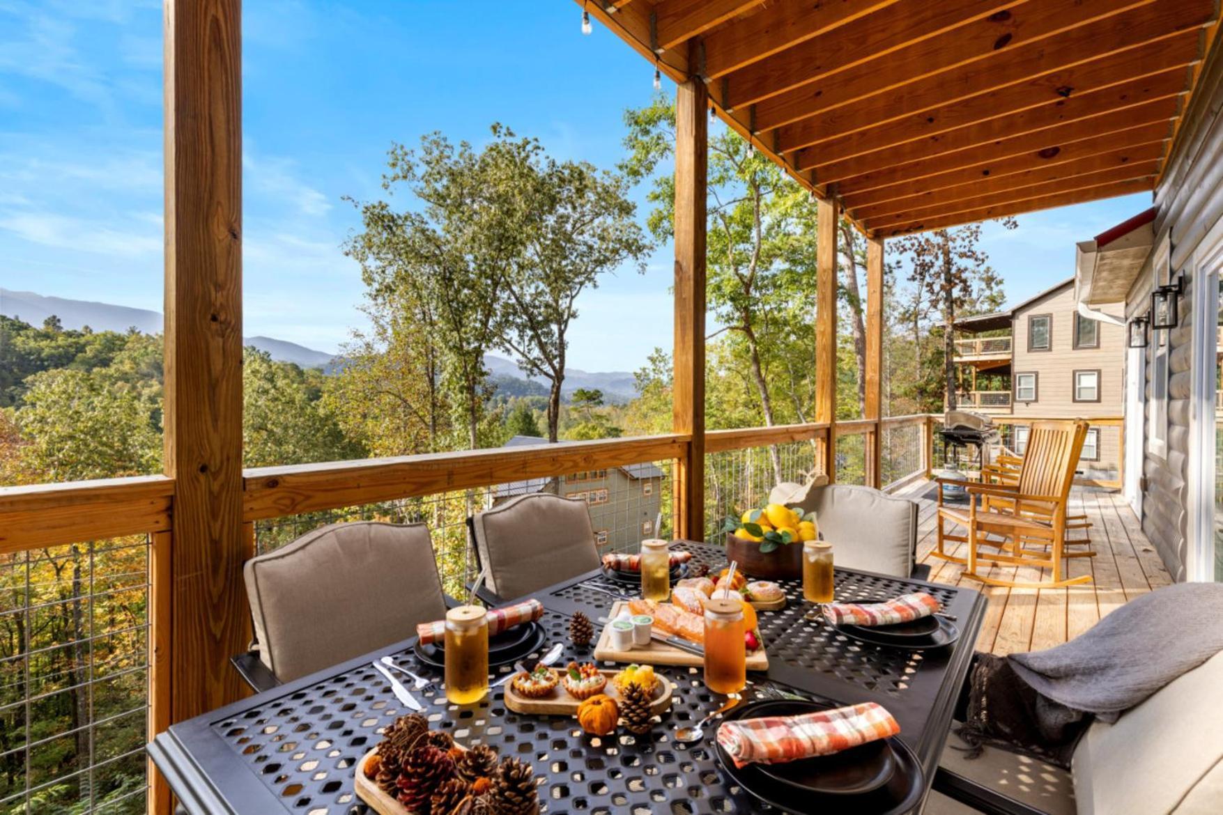 Tranquil Mountain Getaway By Ghosal Luxury Lodging แกตลิงเบิร์ก ภายนอก รูปภาพ