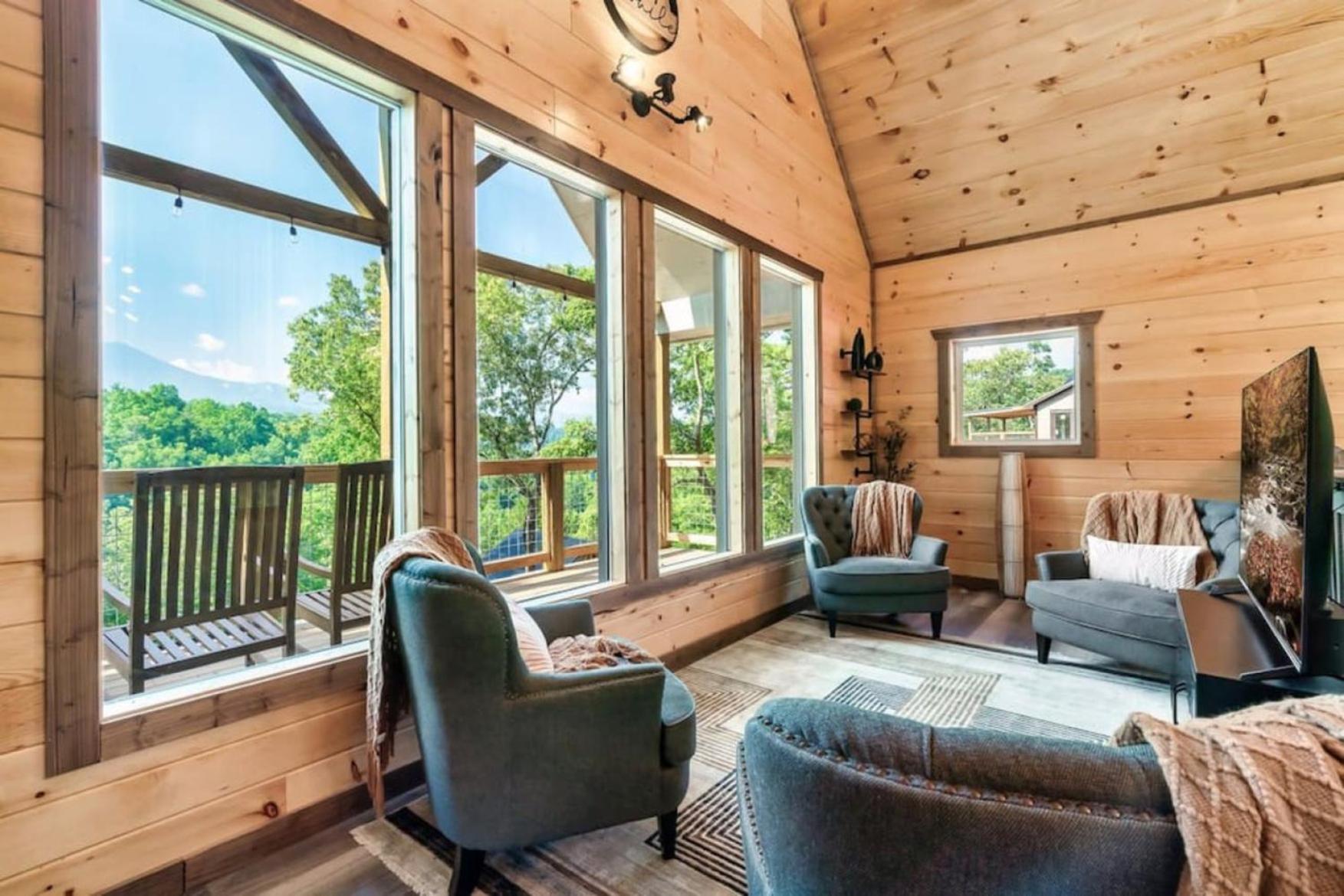 Tranquil Mountain Getaway By Ghosal Luxury Lodging แกตลิงเบิร์ก ภายนอก รูปภาพ