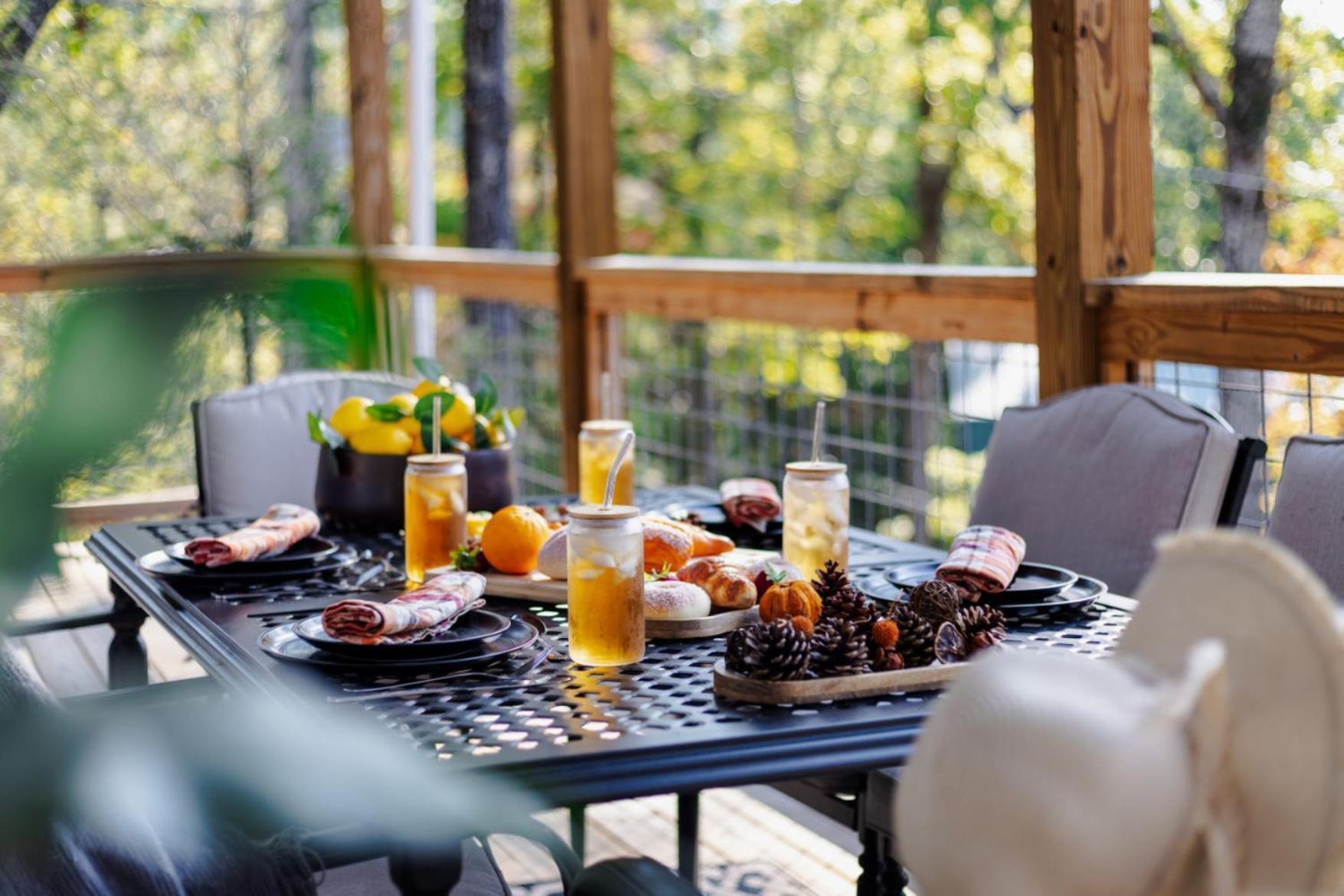 Tranquil Mountain Getaway By Ghosal Luxury Lodging แกตลิงเบิร์ก ภายนอก รูปภาพ